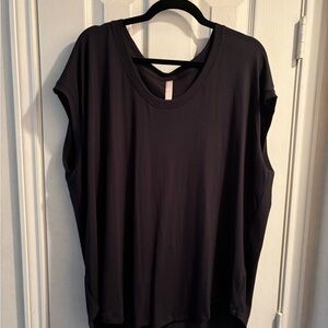 Athleta Cloudlight Stratus Top